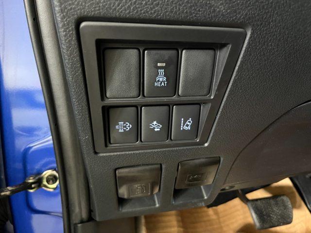 TOYOTA Hilux 2.4 D-4D A/T 4WD 4p D.Cab Executive GANCIO/HARD T.