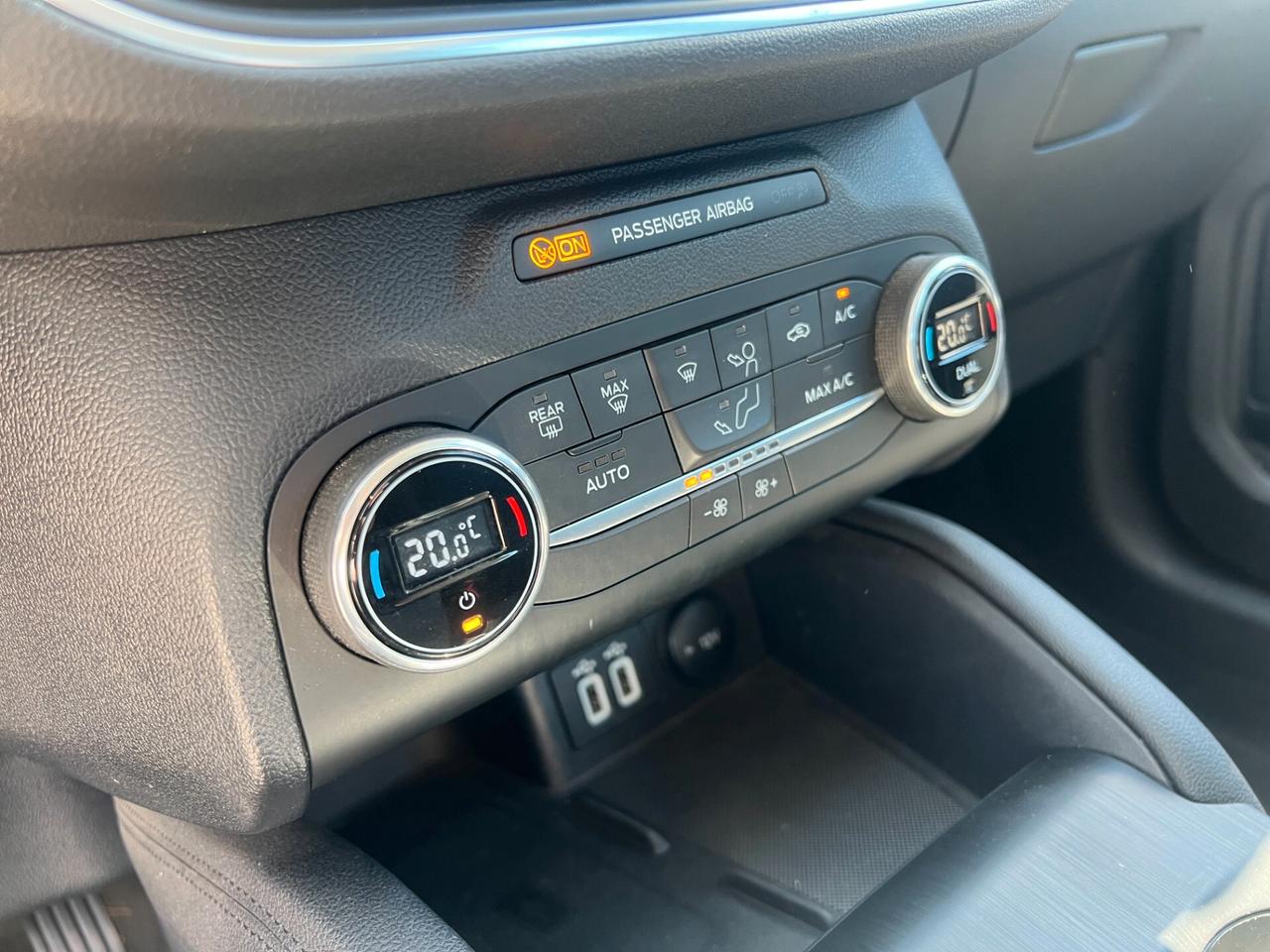 Ford Kuga 1.5 TDCi AutomaticaTitanium