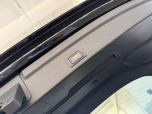 AUDI RS Q3 SPB quattro S tronic //MATRIX//21//