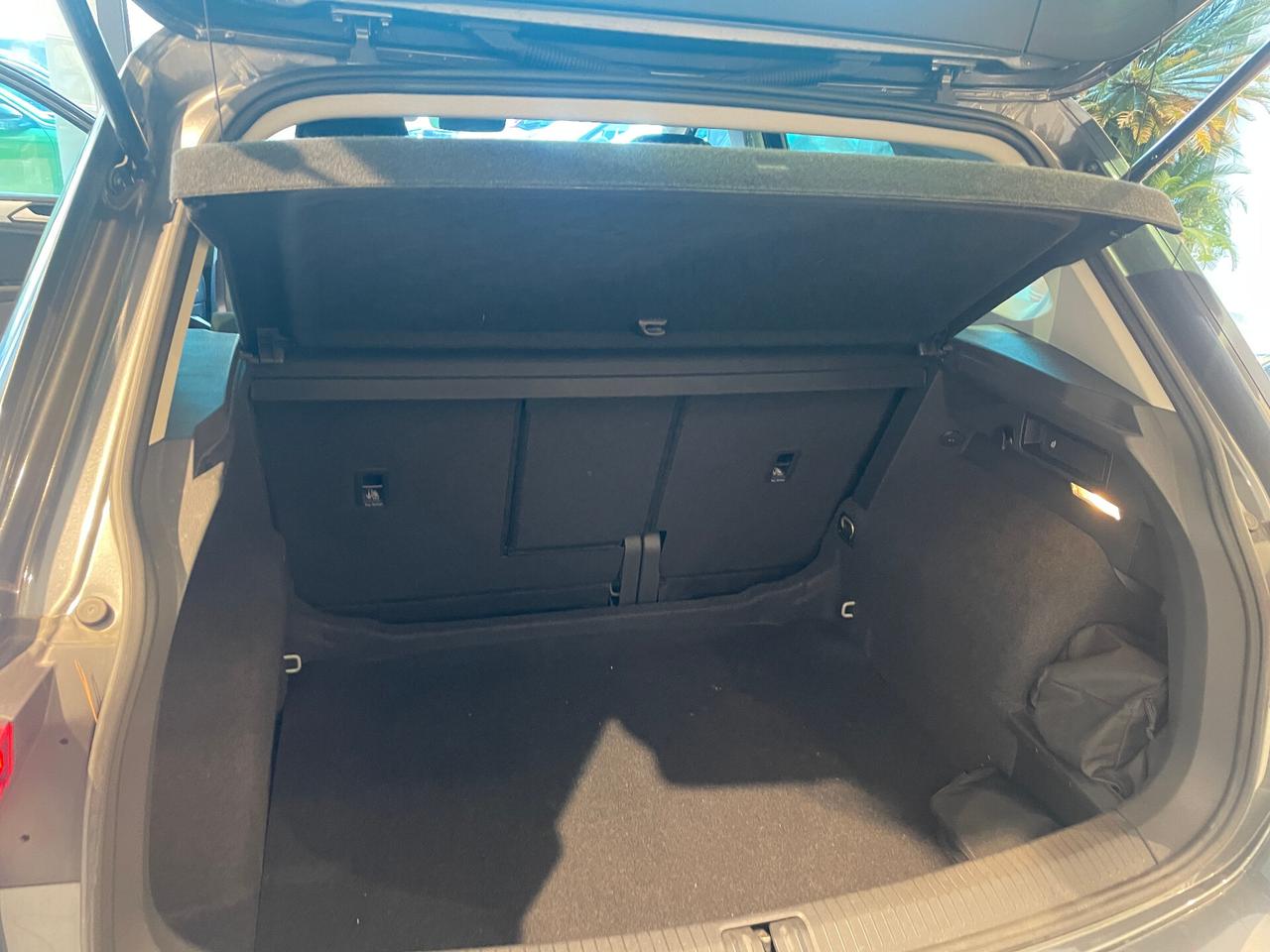 Volkswagen Tiguan 2.0 TDI SCR DSG 4MOTION Sport BMT