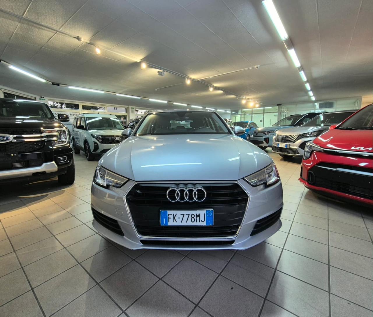 Audi A4 Avant 2.0 TDI 150 CV Business