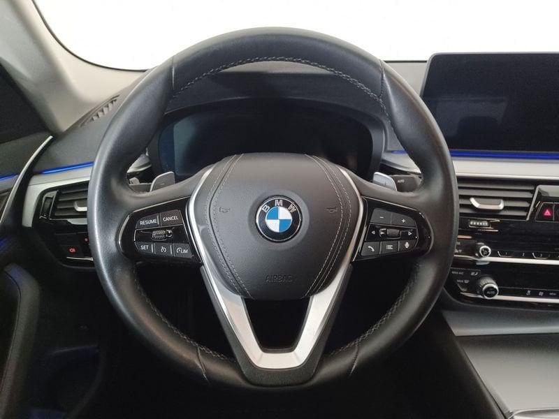 BMW Serie 5 G30 2020 Berlina LCI D 520d mhev 48V Business auto