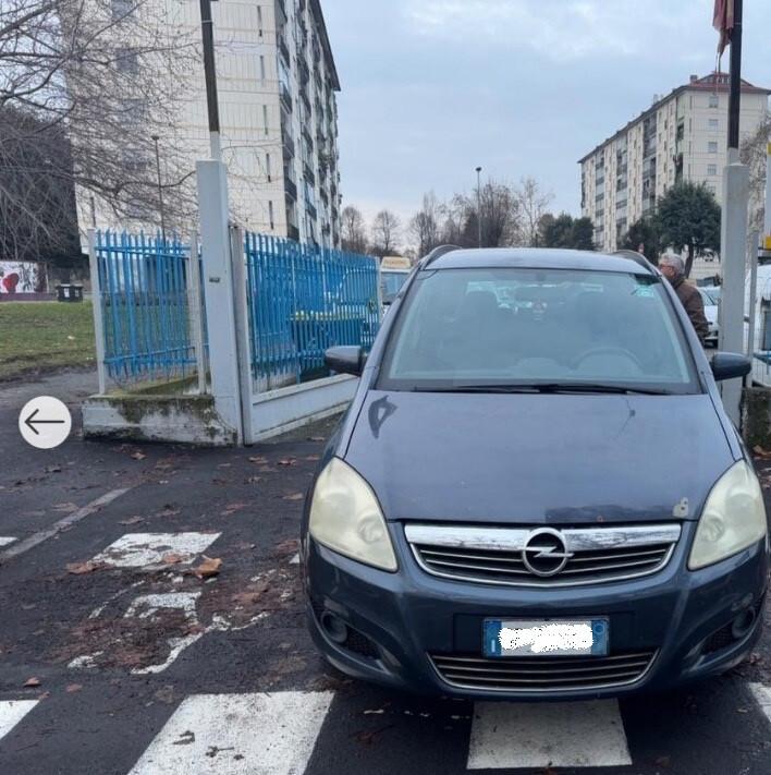 Opel Zafira 1.6 16V VVT Cosmo 116CV 7 POSTI
