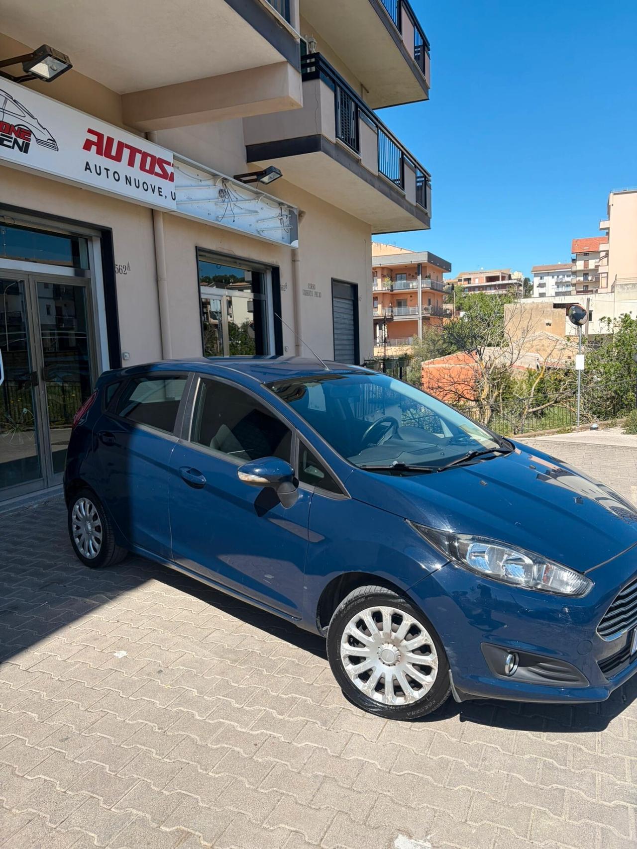 Ford Fiesta 1.5 TDCi 75CV 5 porte Titanium