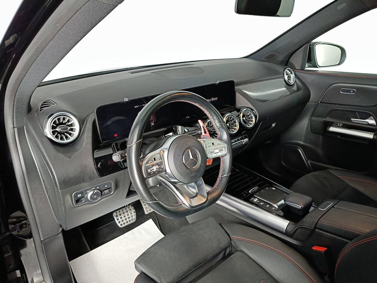Mercedes-Benz GLA-H247 2020 - GLA-H247 2020 - GLA 180 d Premium auto
