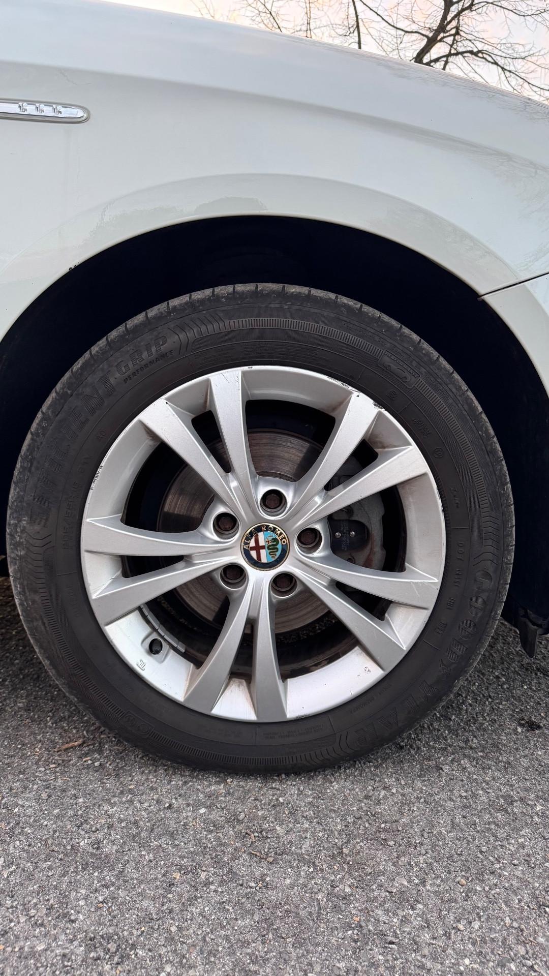 Alfa Romeo Giulietta 1.6 JTDm-2 Distinctive