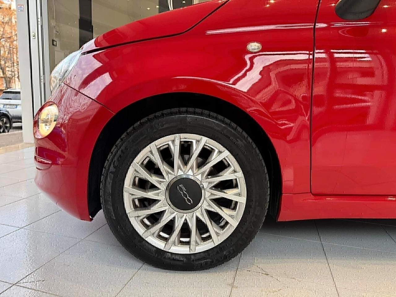 Fiat 500 1.0 Hybrid Lounge "NAVI"