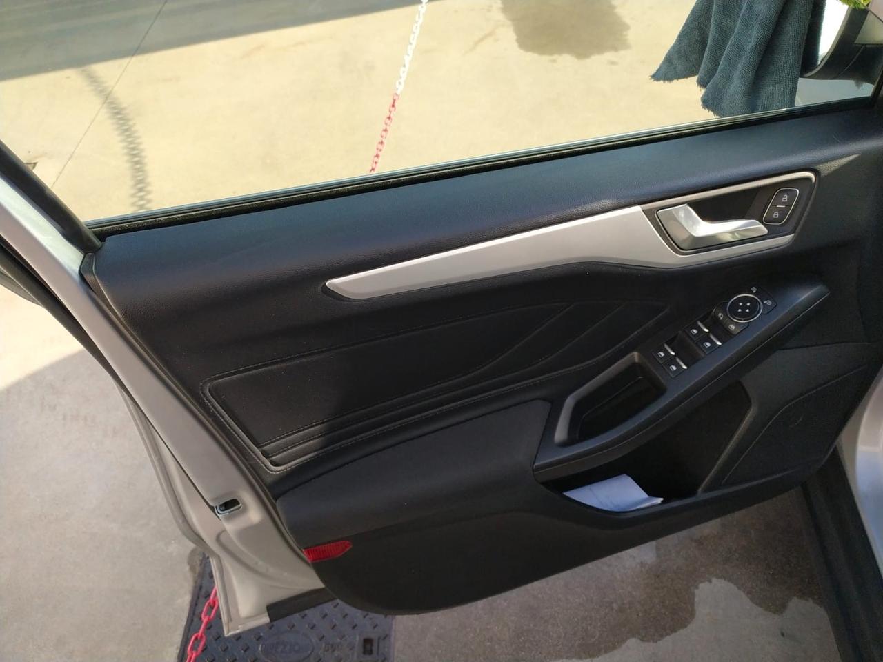 Ford Focus 1.5 EcoBlue 120 CV automatico SW Business Co-Pilot