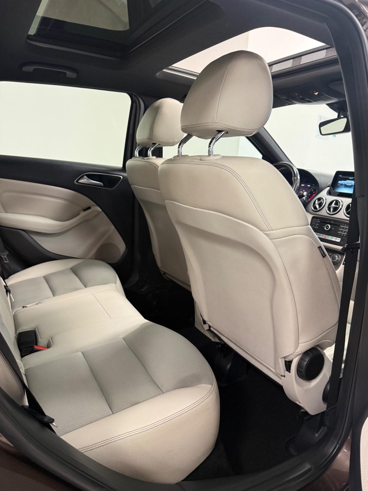 Mercedes-benz B 180 d Automatic Premium