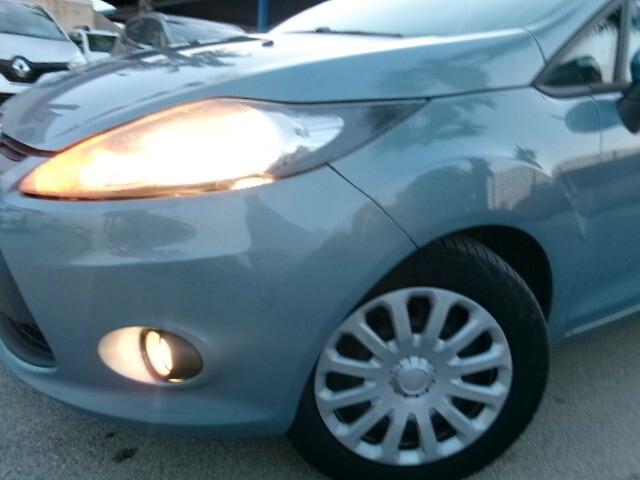 Ford Fiesta 1.4 5 porte Bz.- GPL Titanium