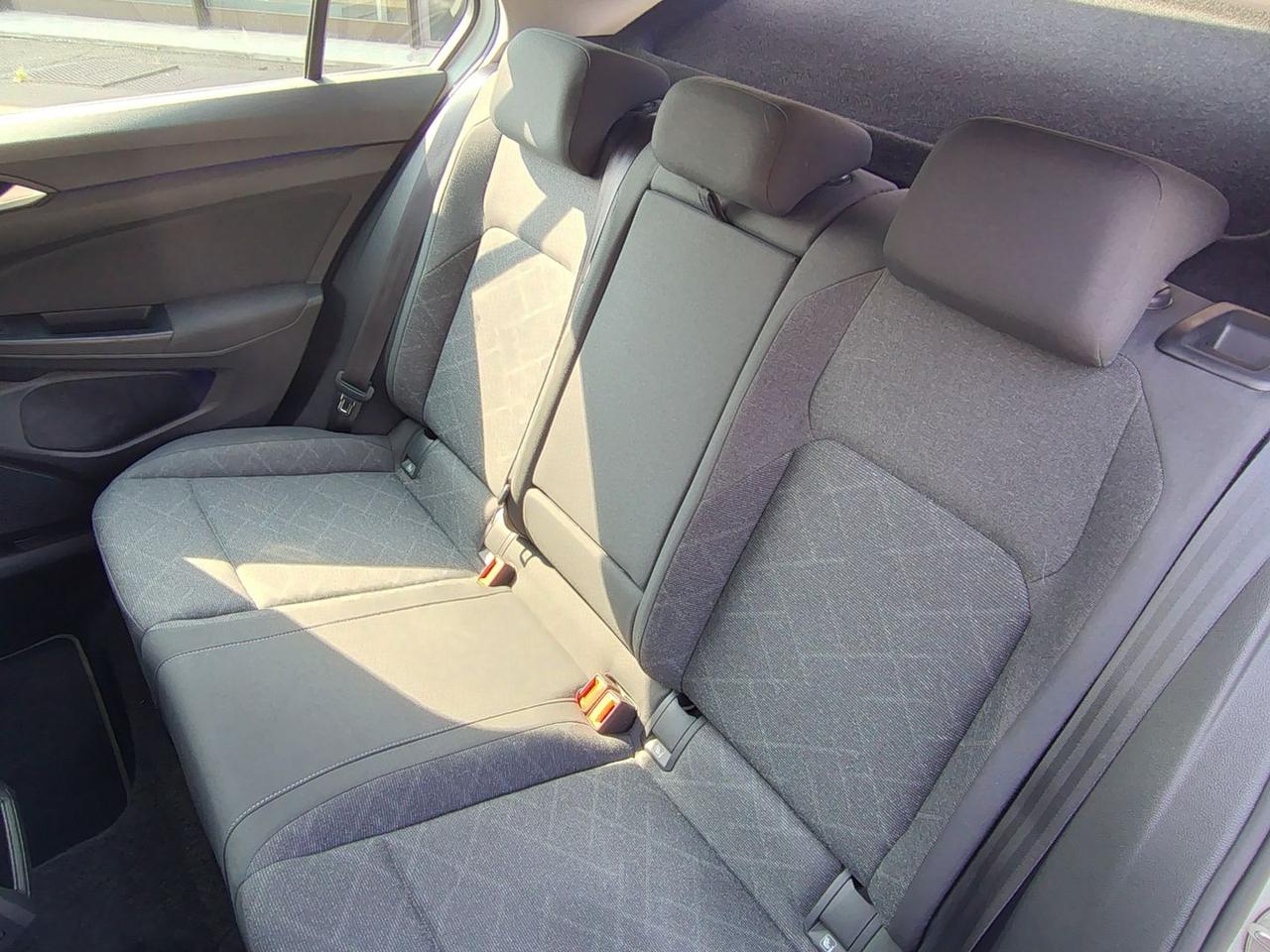 Volkswagen Golf 1st Edition Life #11215