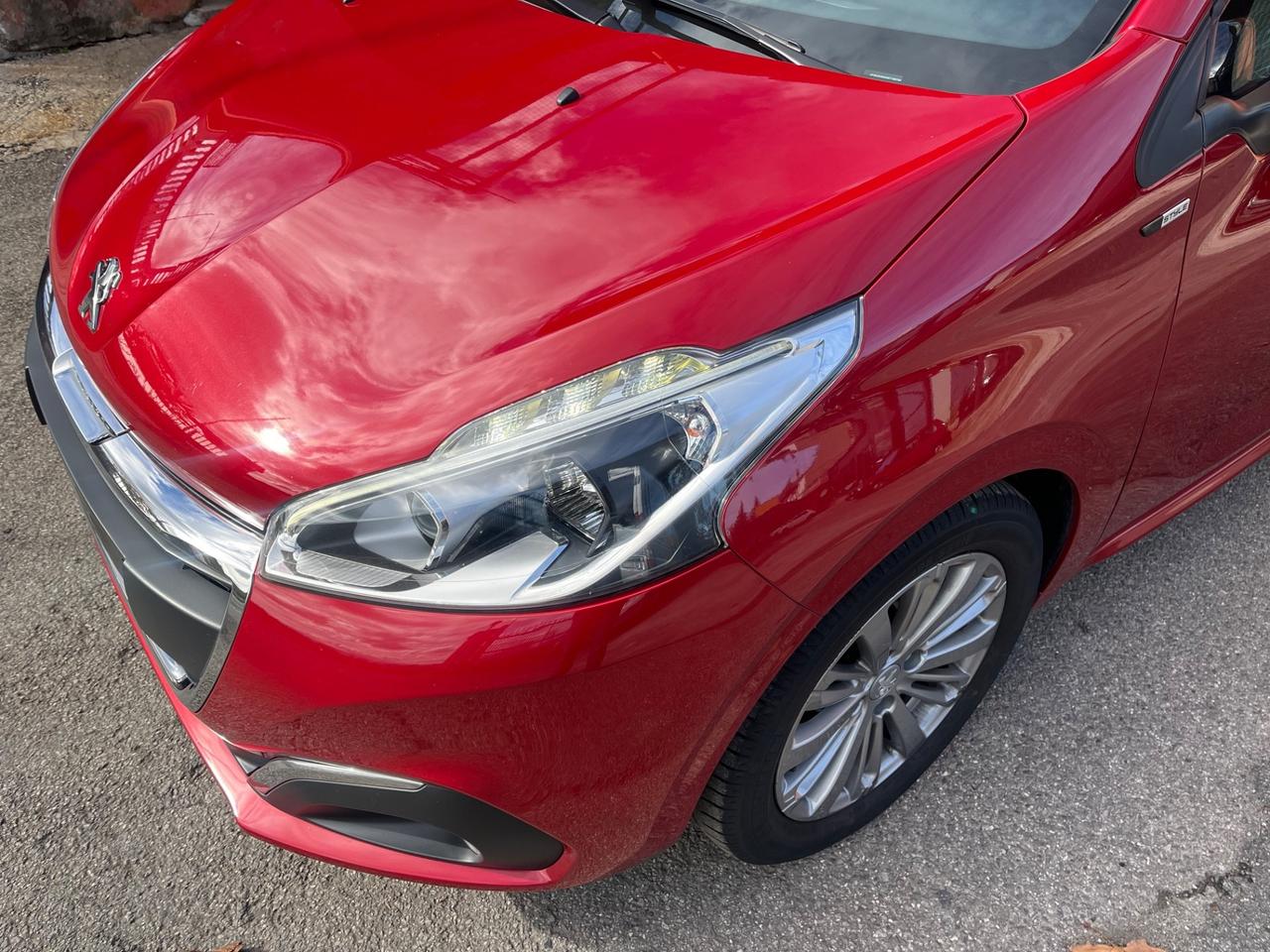 Peugeot 208 PureTech 82 5 porte Style-Km 85500-