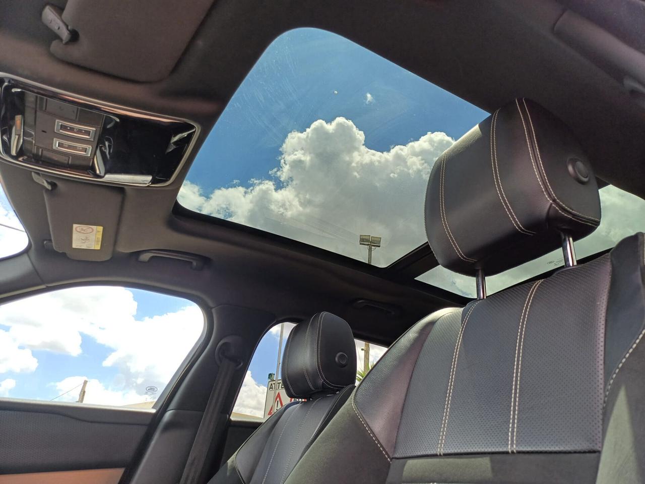 Range Rover Velar 2.0D I4 R-Dynamic S 4wd