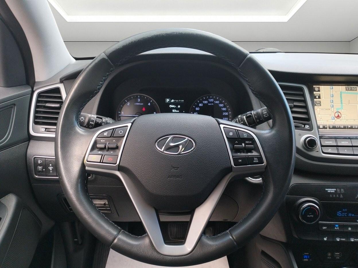 Hyundai TUCSON II 2017 1.7 crdi Xpossible 2wd 141cv dct