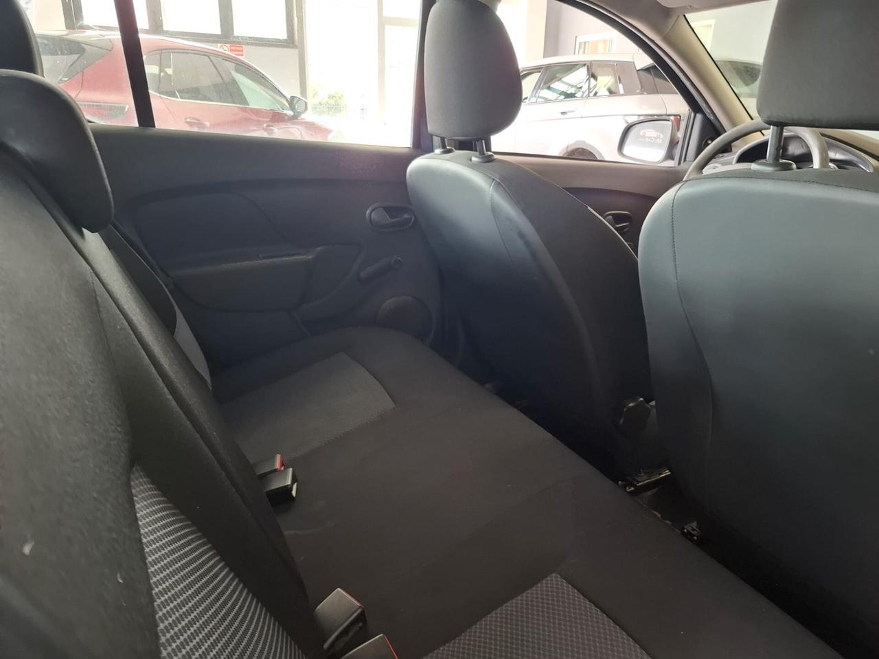 Dacia Sandero Benzina/GPL Manuale