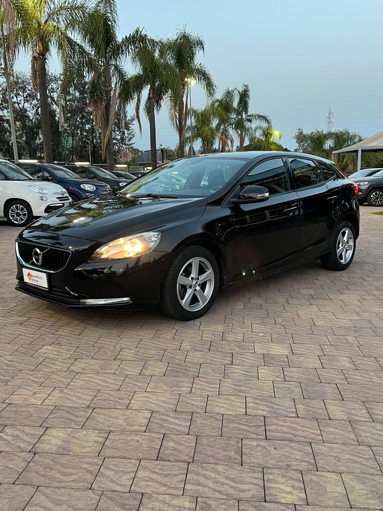 Volvo V40 D2 Business