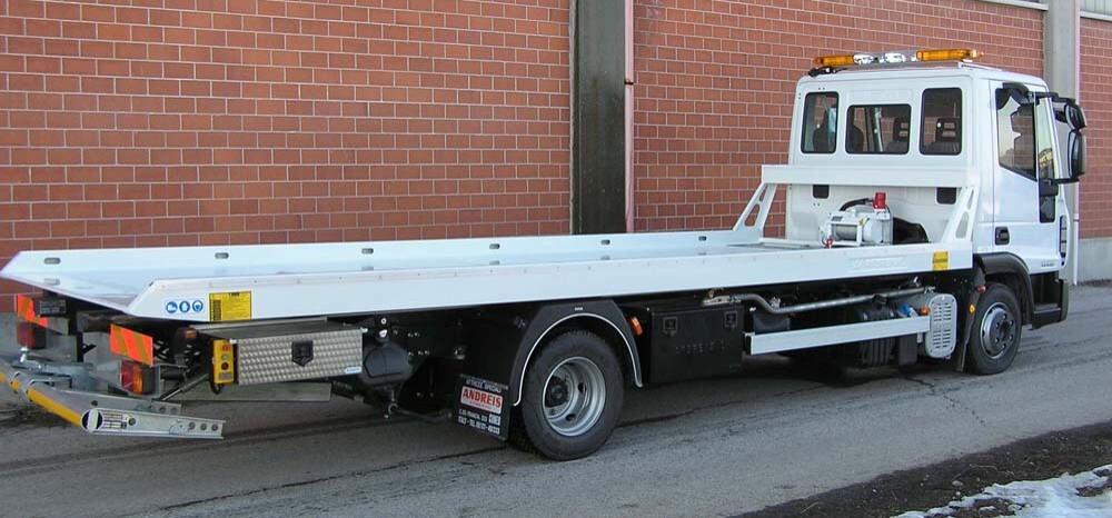 Carro attrezzi Iveco EUROCARGO 120EL18P attrezzatura scarrabile nuova
