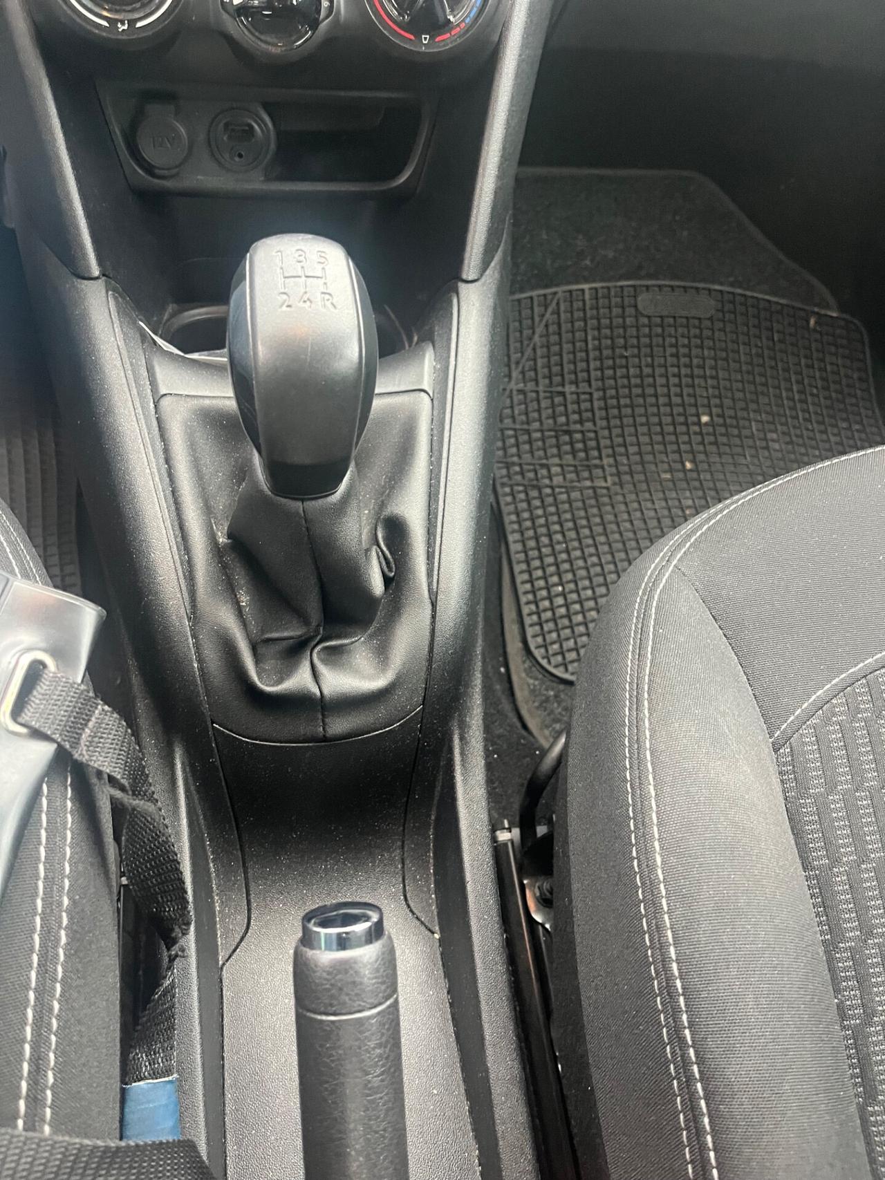 Peugeot 208 PureTech 82 3 porte Active