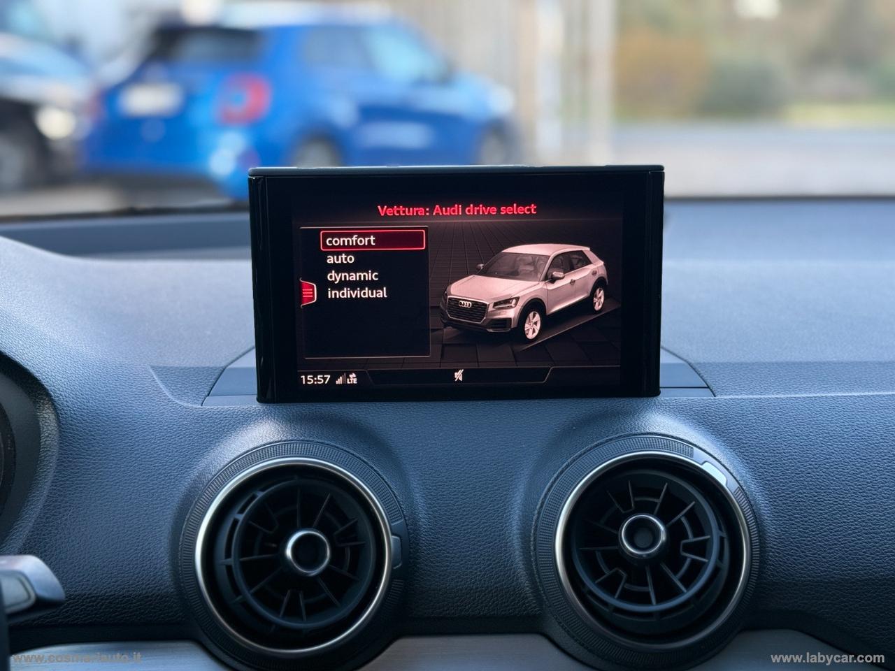 AUDI Q2 30 TDI Business Design