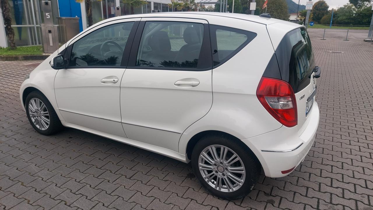 Mercedes-benz A 160