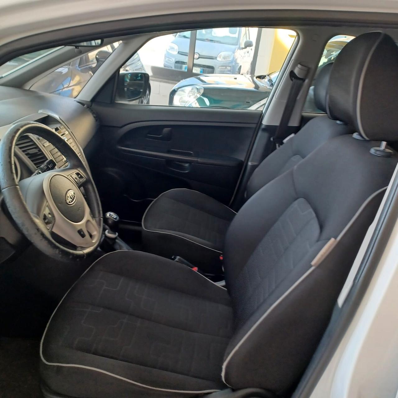 148.588KM KIA VENGA 1.4 BEN CONSERVATA