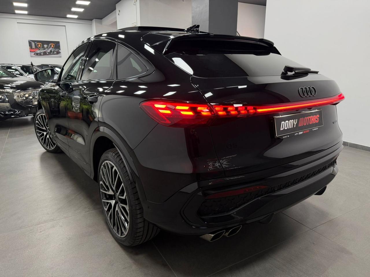 Audi Q5 SPORTBACK 40 TDI quattro S tronic Identity Black