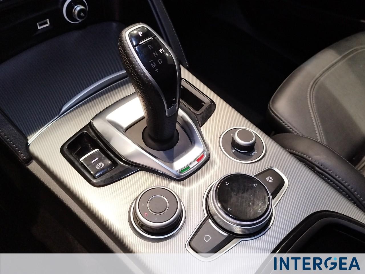ALFA ROMEO Stelvio 2.2 t Veloce Q4 210cv auto