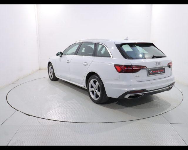 AUDI A4 Avant 35 TDI/163 CV S tronic