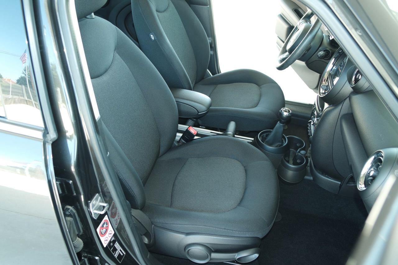 Mini Cooper D Countryman Mini 1.6 Cooper D Business Countryman