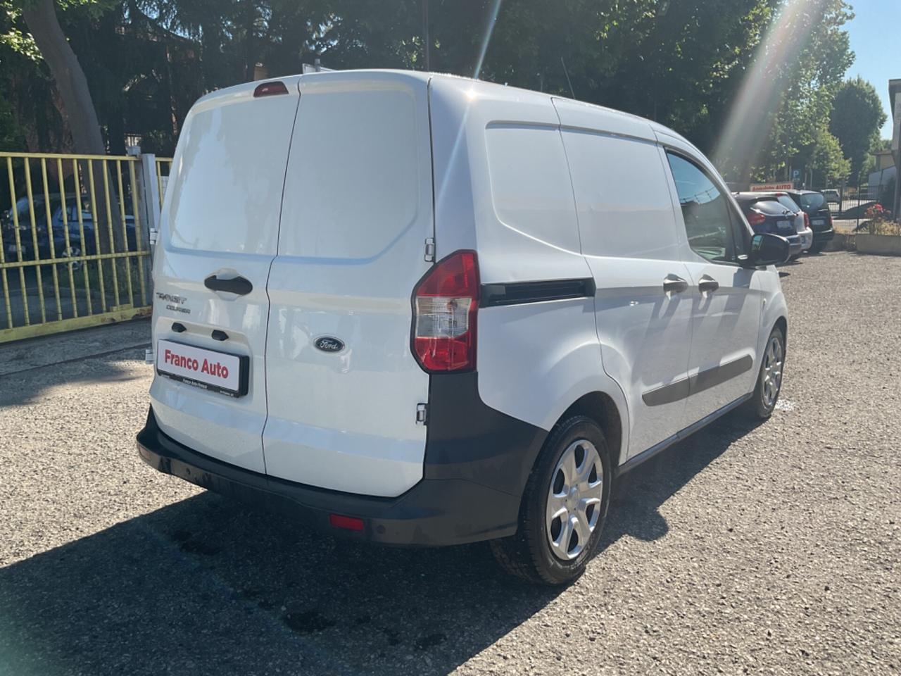 Ford Transit Courier Transit Courier 1.5 TDCi 100CV Van 55kw(75 CV)