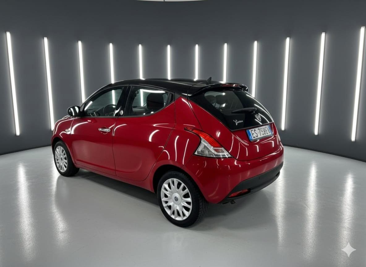 Lancia Ypsilon 1.2 69 CV 5 porte GPL Ecochic Gold