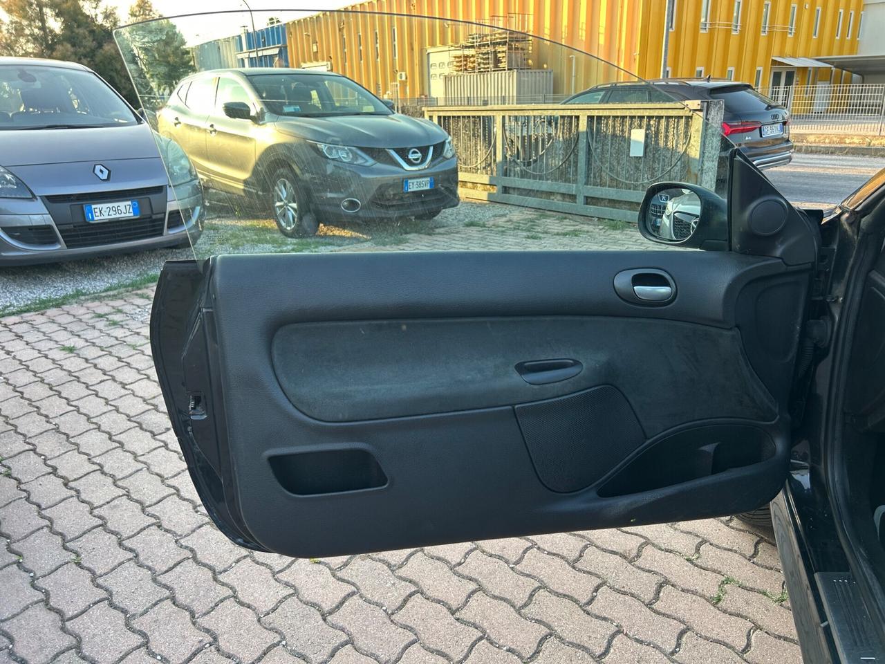 Peugeot 206 1.6 16V CC RC Line