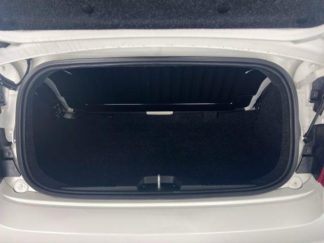 FIAT 500C 500 C 1.0 Hybrid Dolcevita