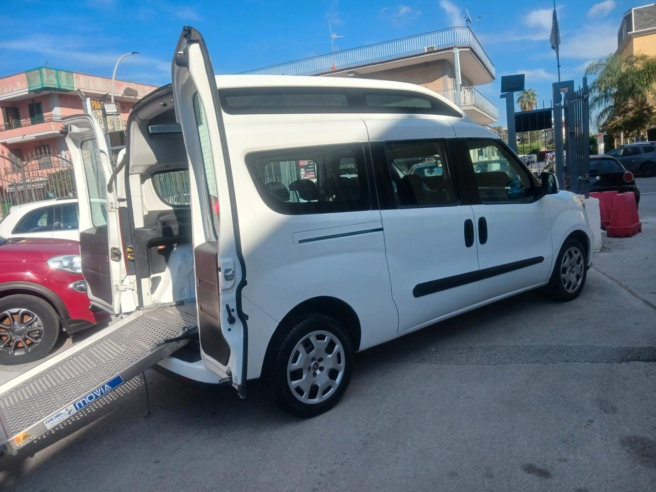 Fiat Doblò XL tetto alto trasporto disabili