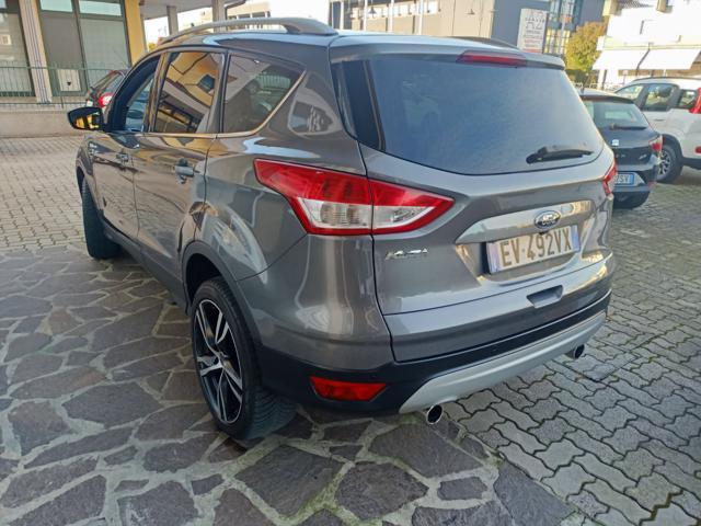 FORD Kuga 2.0 TDCI 163 CV 4WD Powershift Titanium