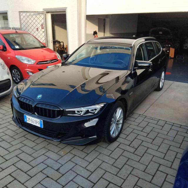 BMW 320 e Touring