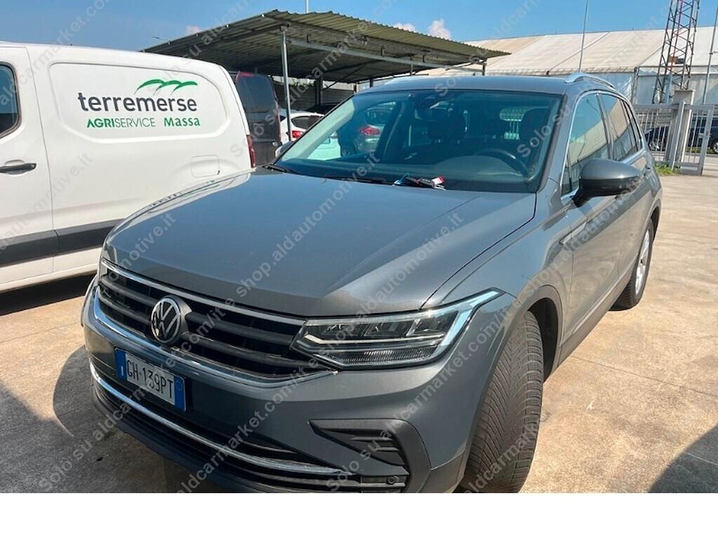 Volkswagen Tiguan 2.0 TDi 150cv DSG da VETRINA