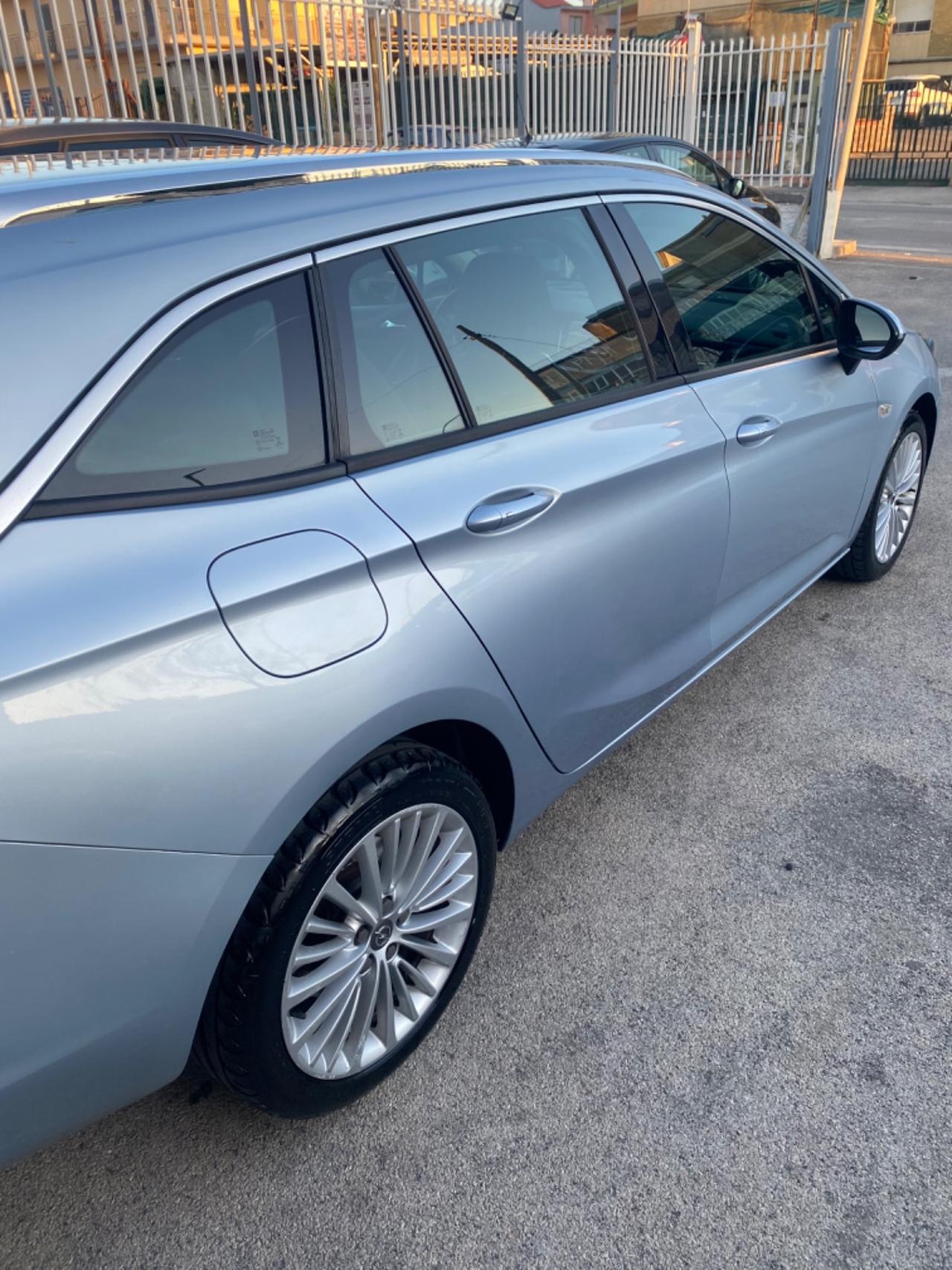 Opel Astra 1.6 CDTi 2017 Automatica Full Navi Led
