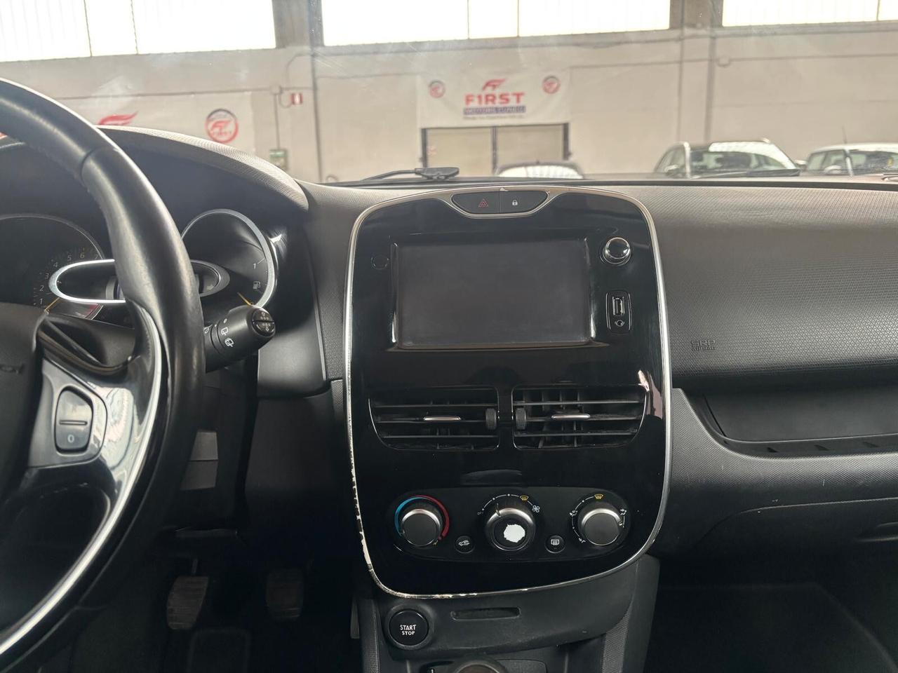 Renault Clio 1.2 75CV 5 porte Life