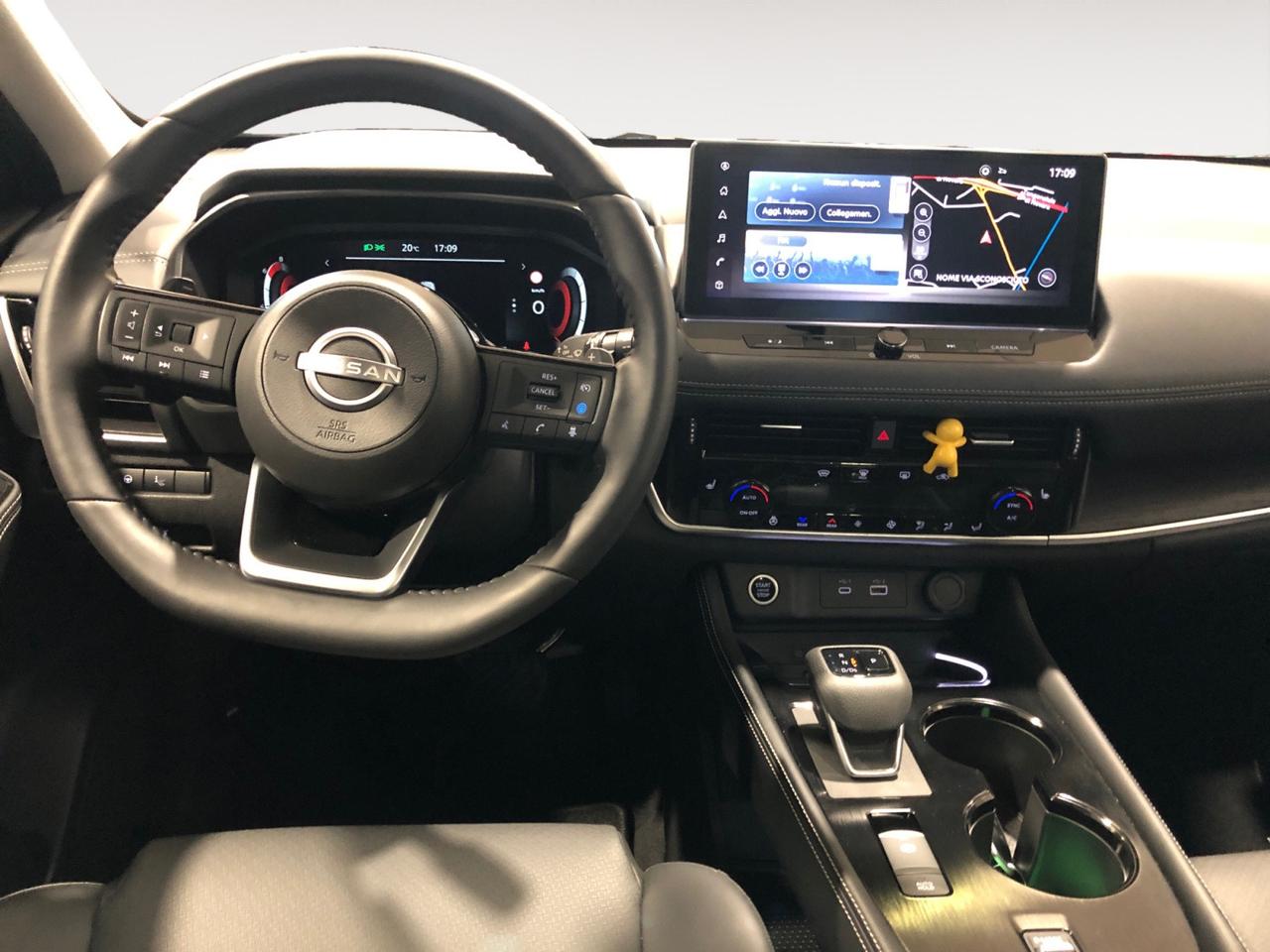 NISSAN TEKNA 2WD