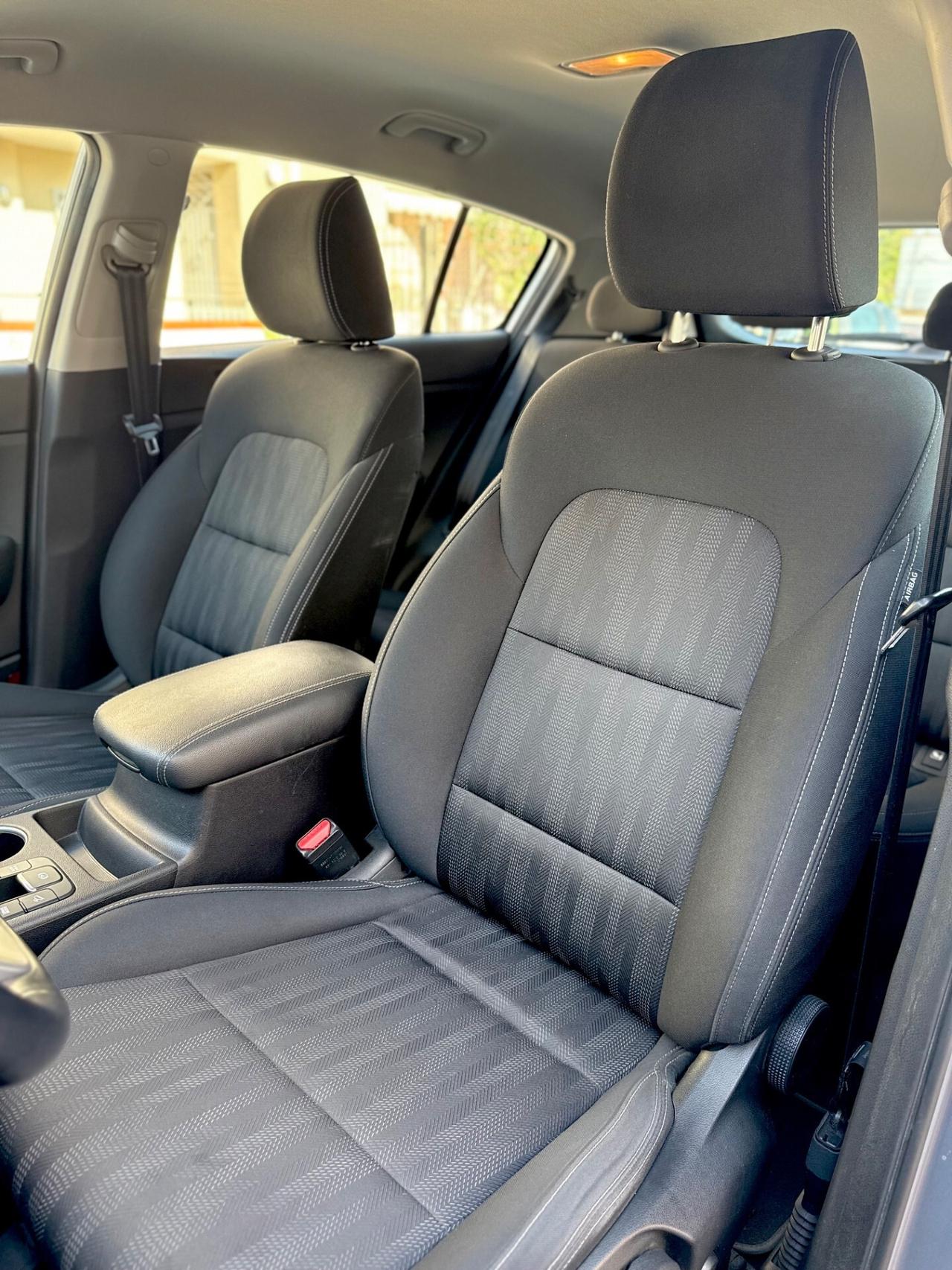 Kia Sportage 1.6 Hybrid Automatica 136 Cv