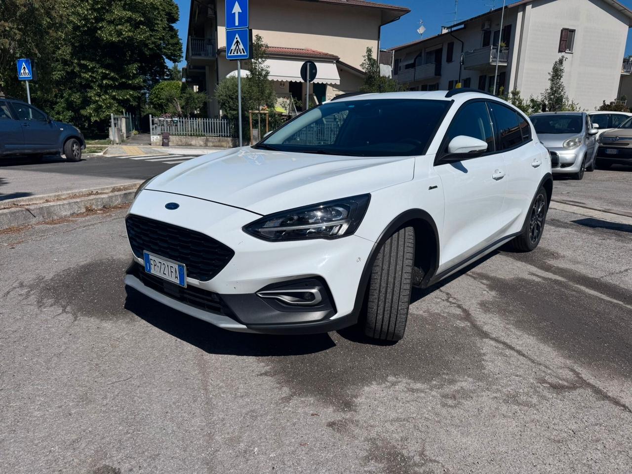 Ford Focus 1.0 EcoBoost 125 CV automatico 5p. Active Co-Pilot
