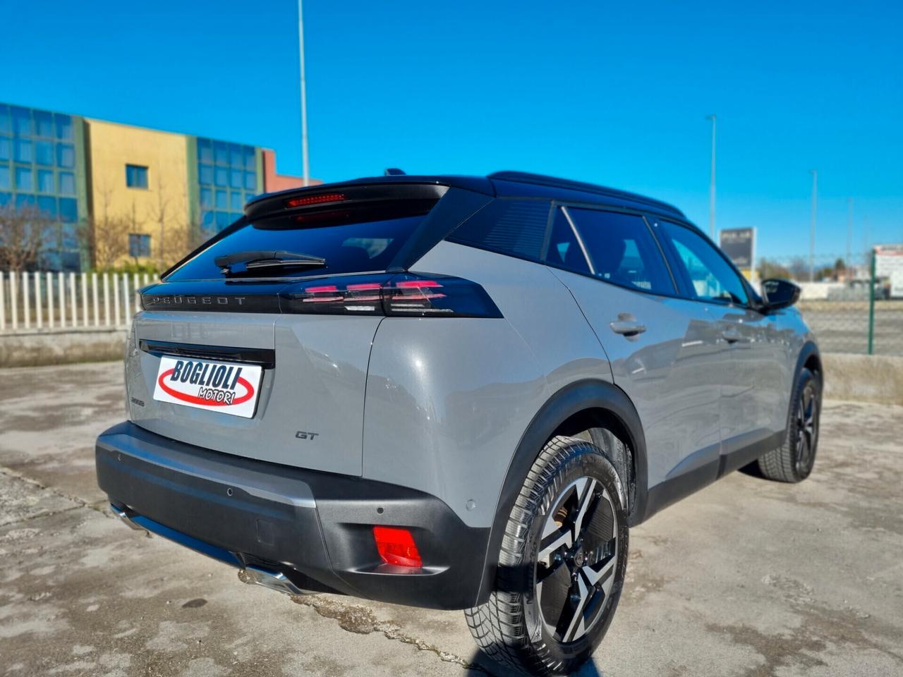 Peugeot 2008 PureTech 130 S&S EAT8 GT