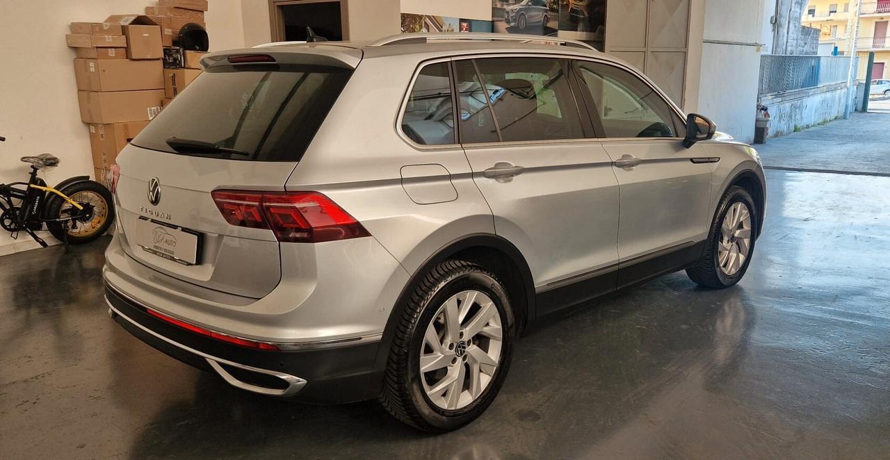 Volkswagen Tiguan 2.0 TDI 150 CV SCR DSG Elegance