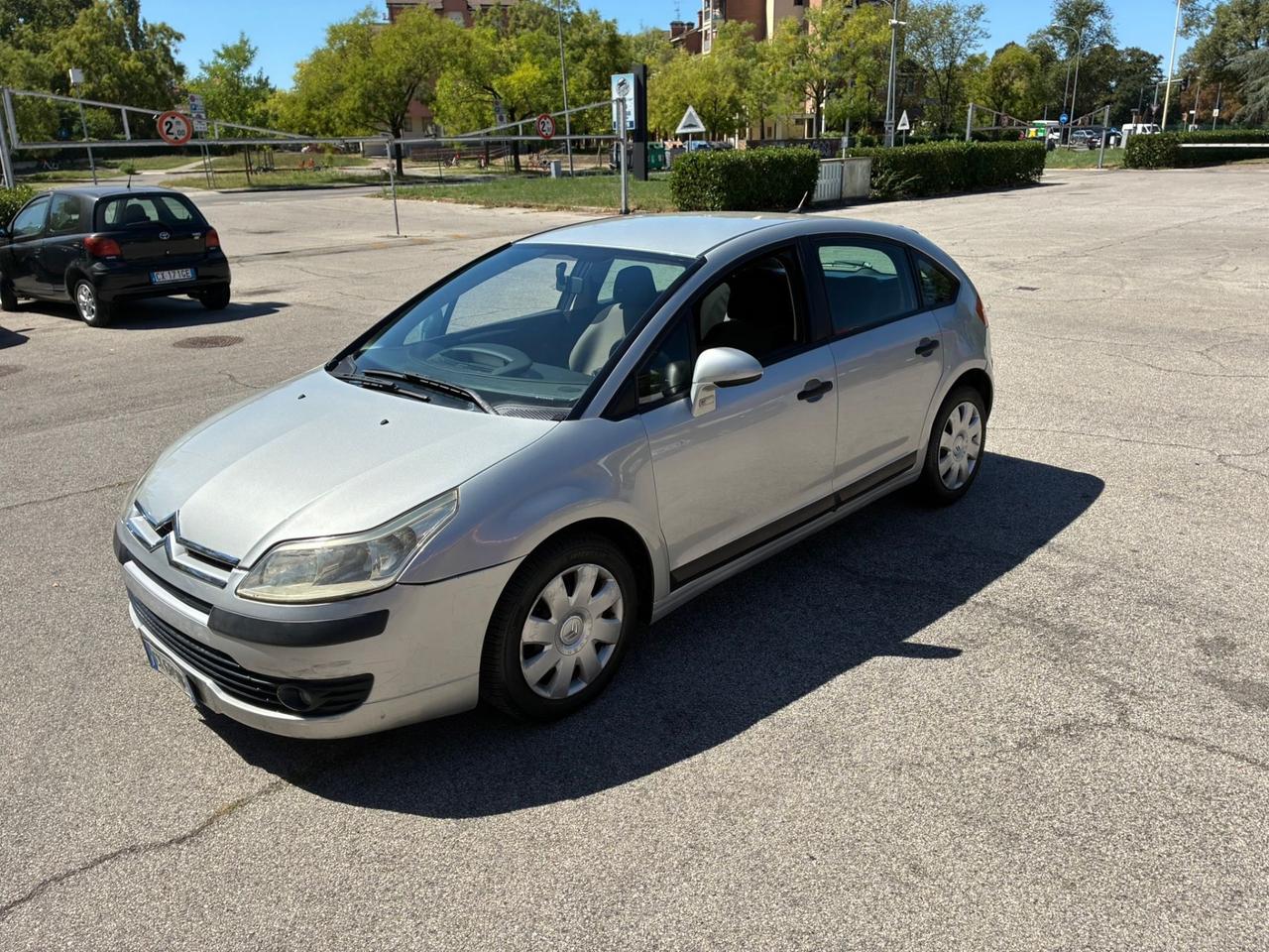 Citroen C4 1.4 Classique