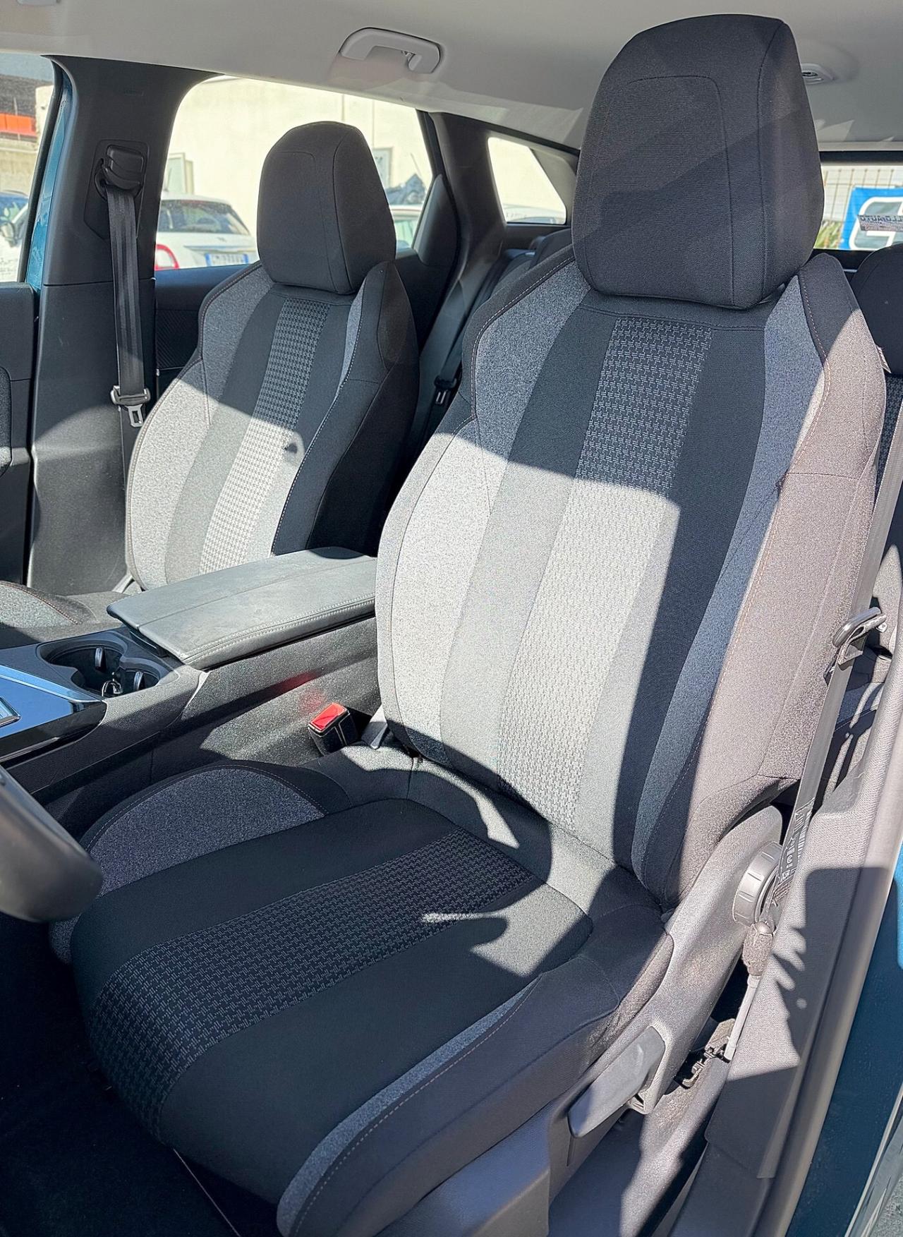 Peugeot 3008 1.5 Diesel Automatica 130 Cv