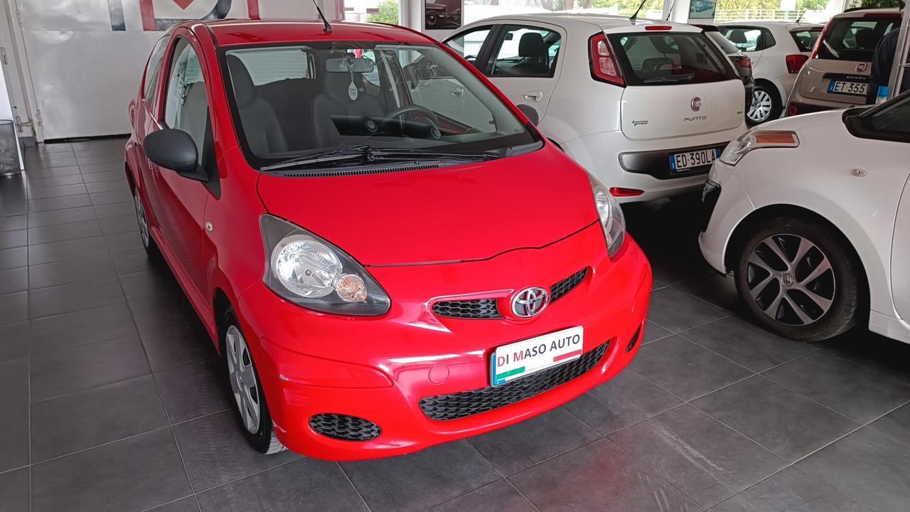 Toyota Aygo 1.0 12V VVT-i 3 porte Sol
