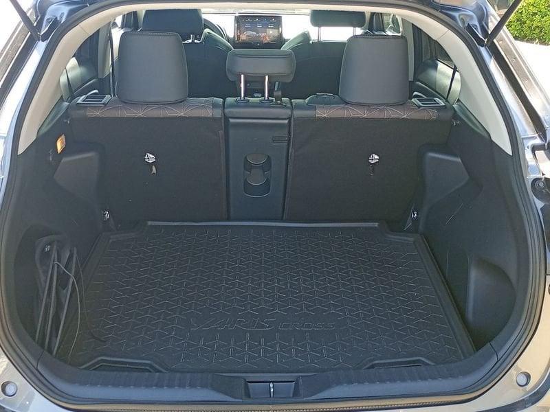 Toyota Yaris Cross Lounge