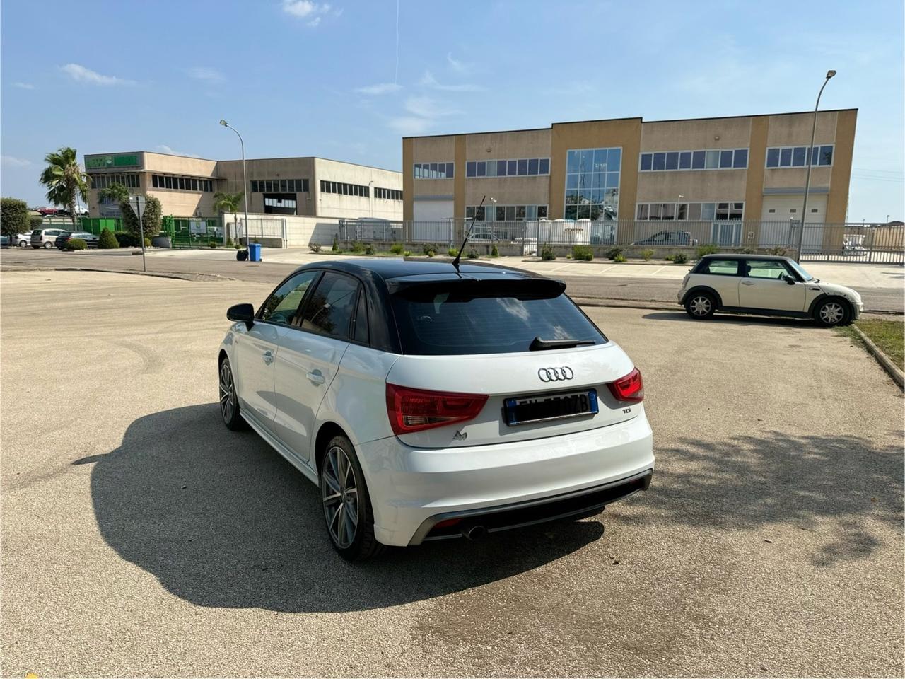 Audi A1 1.6 TDI S line edition neopatentati