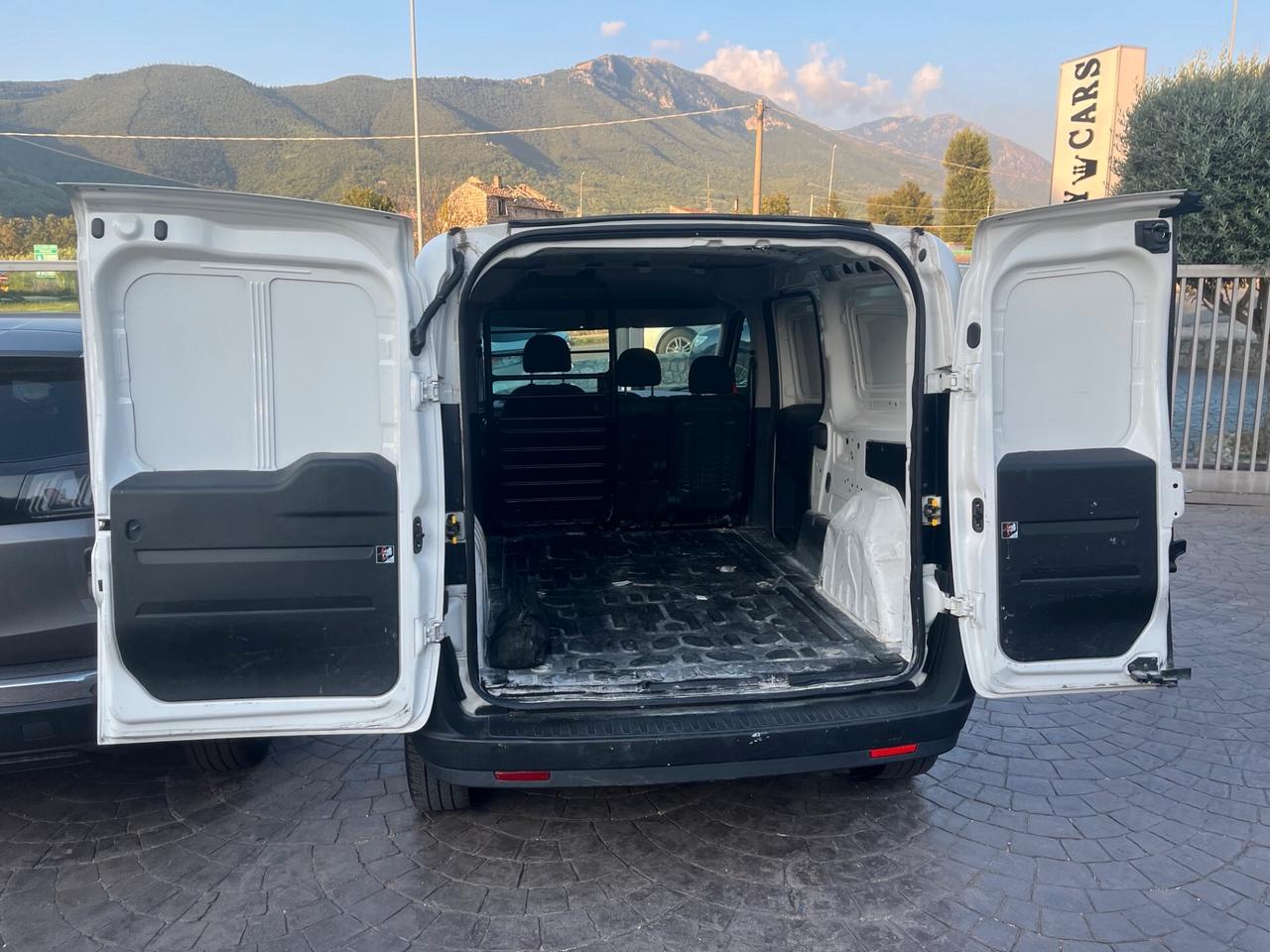 Fiat Doblo Doblò 1.6 MJT 105CV PC-TN Cargo Lamierato SX 3 Posti